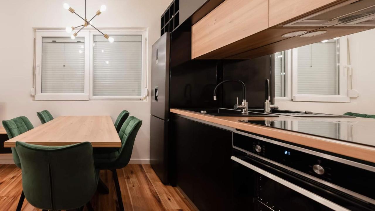 Apartment Black Diamond Ražanac Eksteriør billede